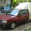 Polonez Truck Plus red front-view